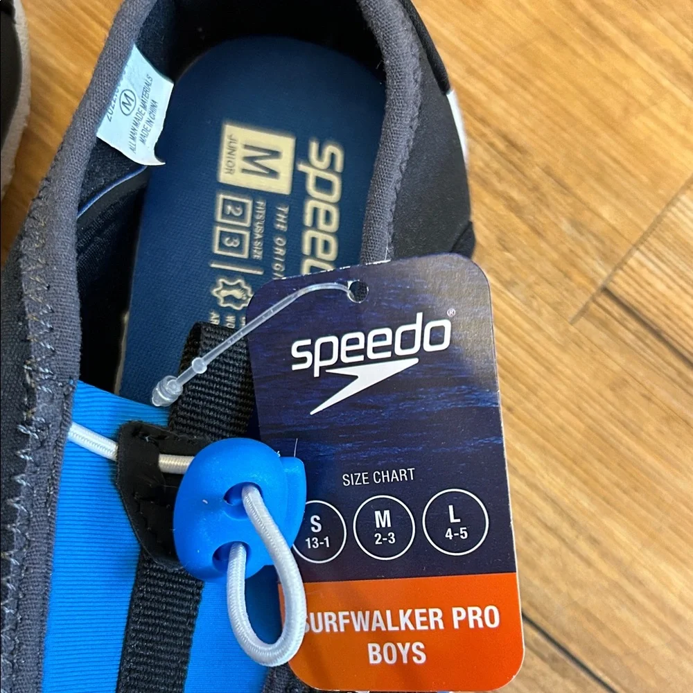 Speedo durable shoes